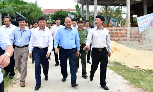 Thủ tướng thăm mô hình xây dựng nông thôn mới ở Quảng Bình