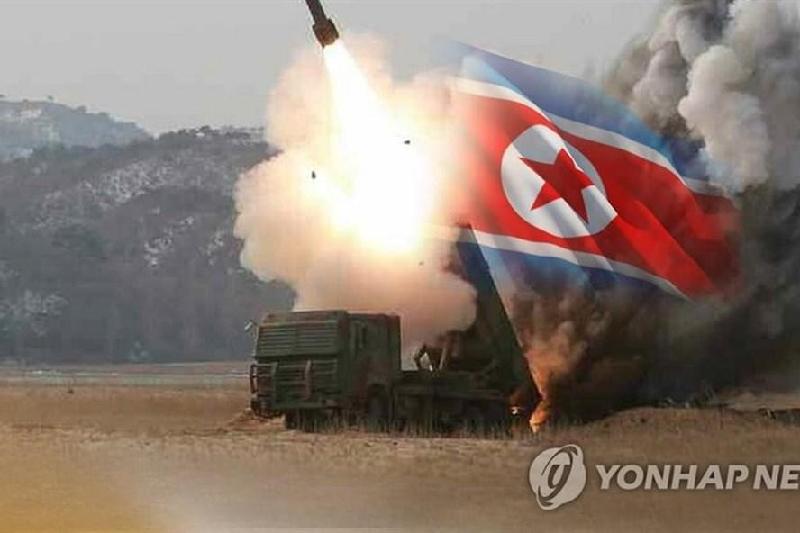 Triều Tiên phóng một loạt tên lửa đạn đạo tầm ngắn ra biển Nhật Bản. Ảnh: Yonhap