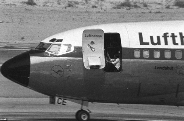 Hình ảnh chiếc máy bay bị không tặc chiếm giữ năm 1977.