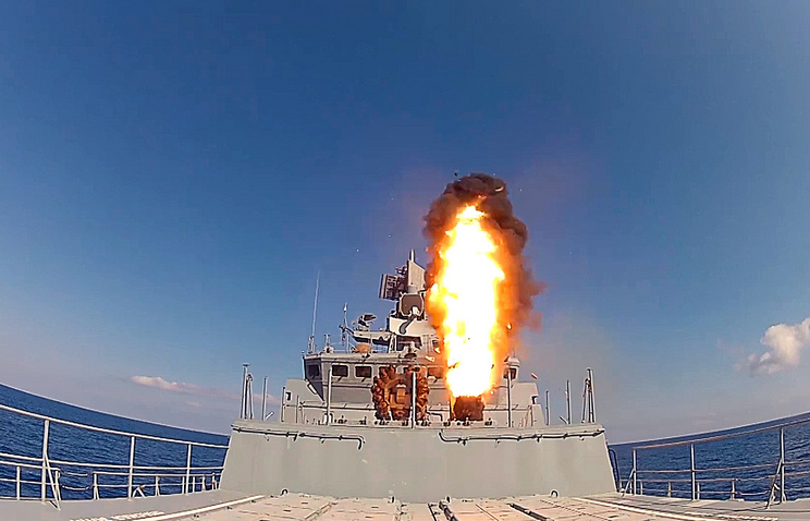 Xem chiến hạm Nga thần tốc phá vòng vây địch ở Syria