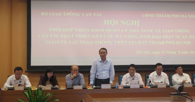Bộ trưởng Bộ Giao thông vận tải lo sân bay Nội Bài &quot;vỡ trận&quot; vì quá tải