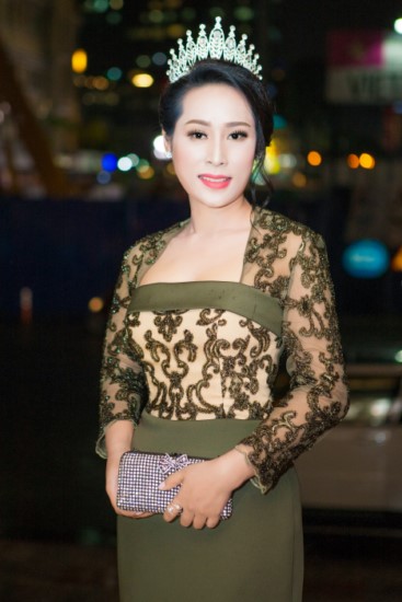 Người đẹp Vũng Tàu Hạnh Lê được biết đến khi đăng quang Hoa hậu quý bà Đại sứ hoàn vũ thế giới 2017. 