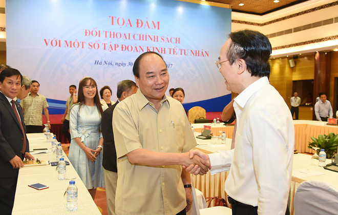 Thủ tướng Nguyễn Xuân Phúc tại buổi đối thoại sáng nay.