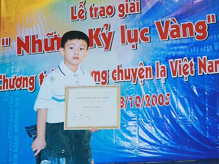Những em bé có khả năng kỳ lạ nhất Việt Nam