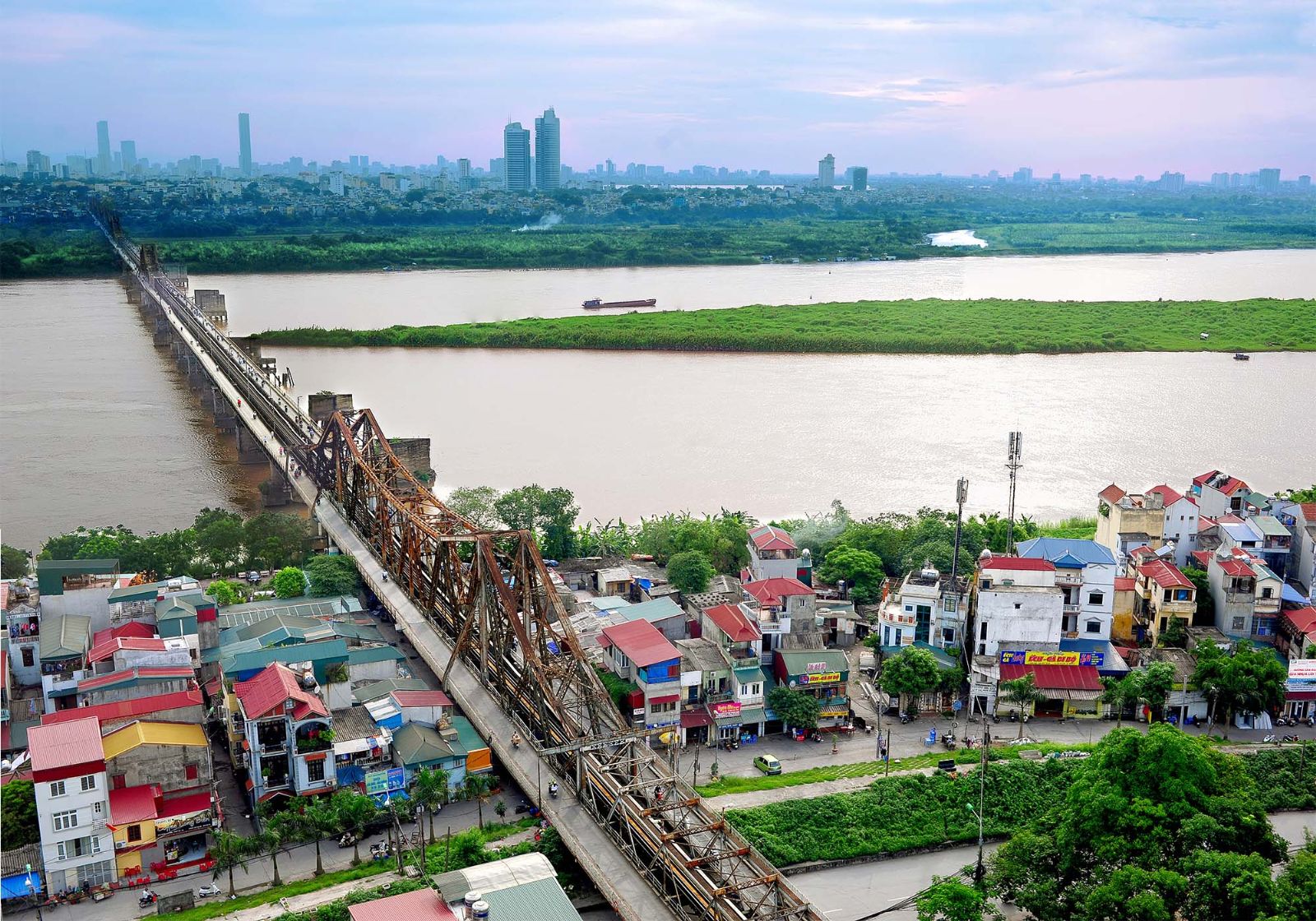 Hà Nội: Xây 4 cây cầu, bất động sản Long Biên, Đông Anh có &quot;lên đời&quot;?