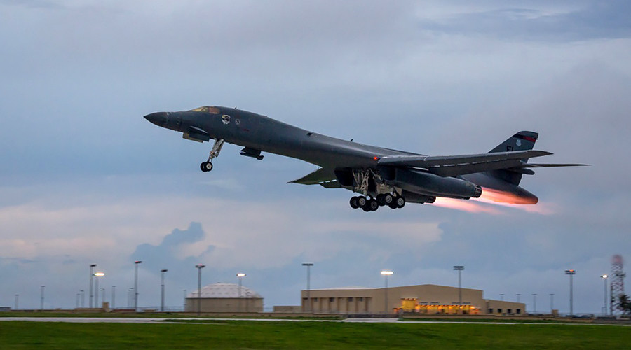 Máy bay ném bom chiến lược B-1B