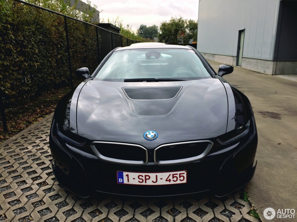AC Schnitzer nâng cấp BMW I8 với vành HRE