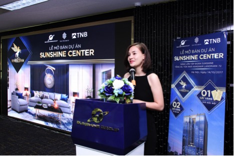 Đại diện chủ đầu tư, bà Đỗ Thị Hồng Nhung – Tổng Giám Đốc Sunshine Housing phát biểu tại buổi lễ