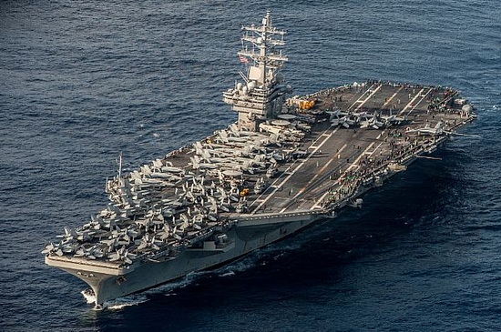  Sêu tàu sân bay USS Ronald Reagan