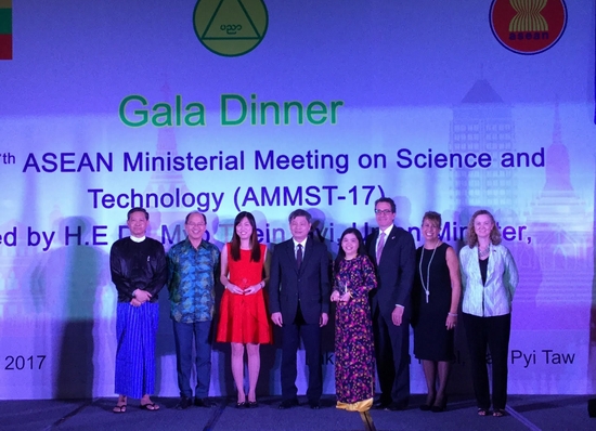 Nữ tiến sĩ Việt đạt giải nhất cuộc thi Giải thưởng Khoa học ASEAN - Hoa Kỳ