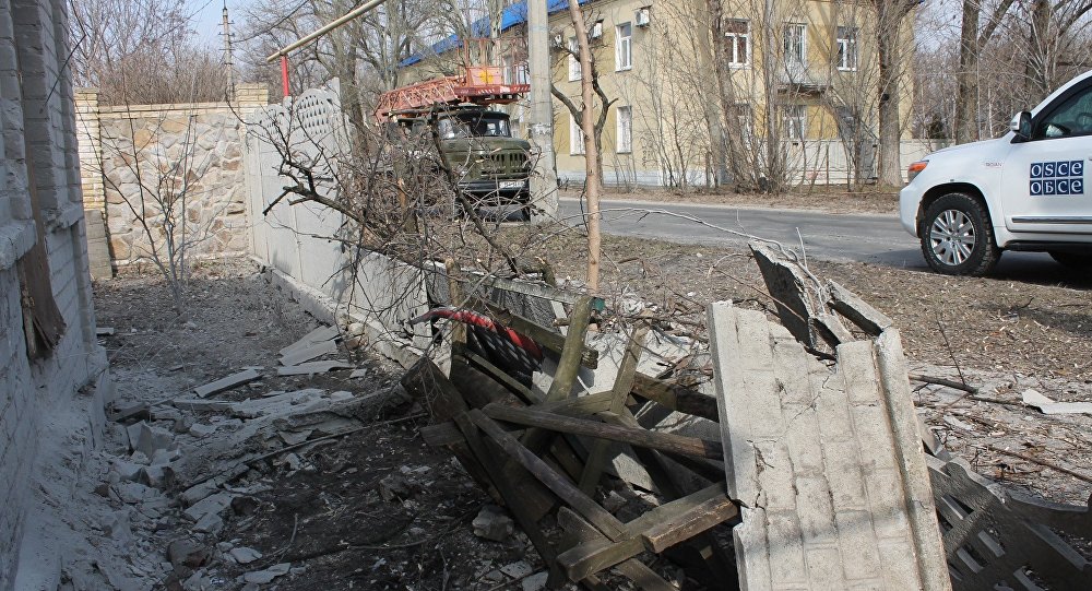 Quân đội Ukraine bất ngờ nã pháo ồ ạt vào miền đông