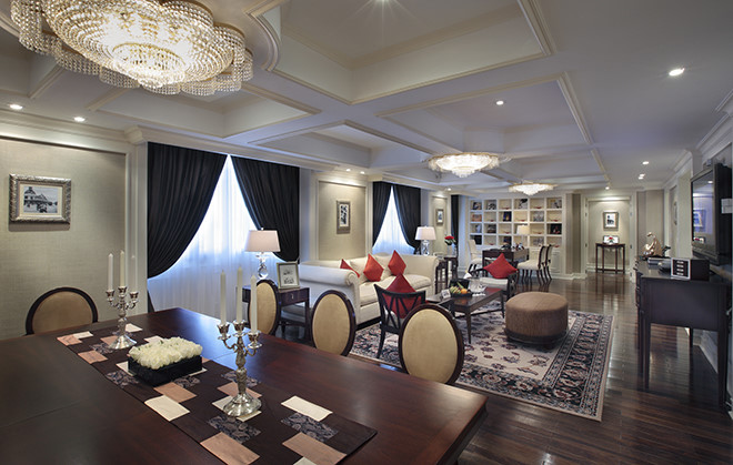 Dịch vụ trọn gói của Club Metropole bao gồm ăn sáng, wifi trong phòng và khu vực công cộng, cocktail buổi tối, không gian hội họp, trà và cà phê. Bên cạnh đó, Grand Prestige Suite còn có dịch vụ Majordome24h. Ảnh: 