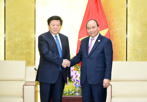 Thủ tướng Nguyễn Xuân Phúc tiếp lãnh đạo các tập đoàn hàng đầu của Nhật, Trung Quốc