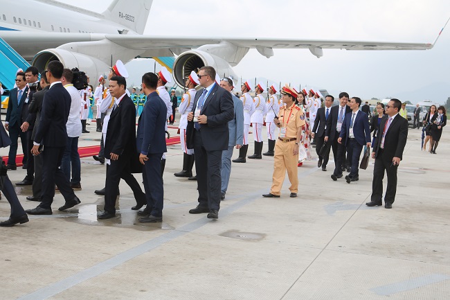 Đón tiếp Tổng thống Nga Putin tại Sân bay Đà Nẵng