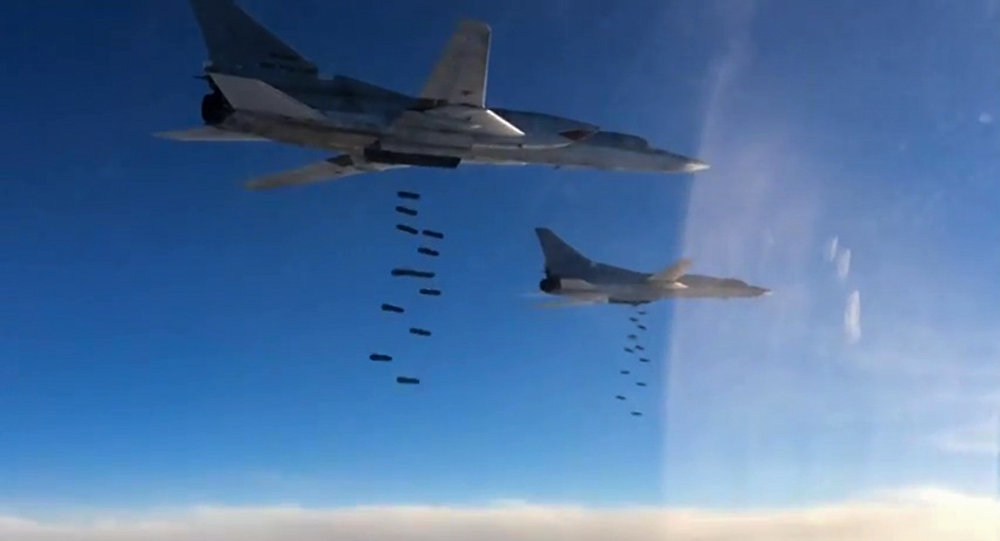 Máy bay ném bom Nga bất ngờ ồ ạt xuất kích, giáng đòn đánh thần tốc vào kẻ địch
