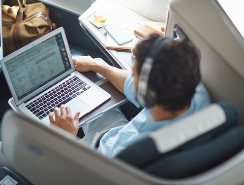 Cathay Pacific đưa Wifi lên tất cả máy bay thân rộng