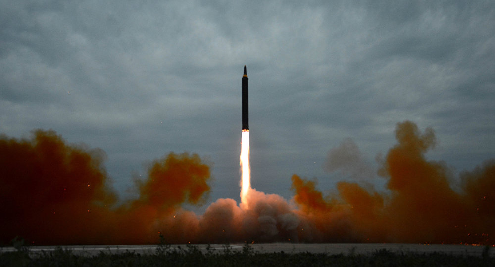 Triều Tiên bất ngờ phóng tên lửa có sức mạnh kinh hoàng