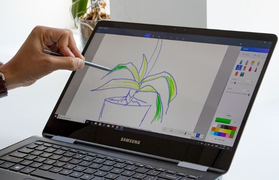 Samsung Notebook 9 Pro: Nếu bạn thường xuyên viết, vẽ, ghi chú và bút S Pen trên dòng sản phẩm Galaxy Note của Samsung chưa đáp ứng được nhu cầu sử dụng. Vậy thì chiếc laptop lai Samsung Notebook 9 Pro sẽ là lựa chọn không thể bỏ qua. 