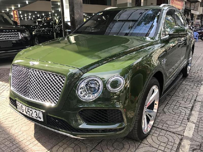 &quot;Hàng độc&quot; Bentley Bentayga bị rao bán sau 2 tháng về tay đại gia Việt