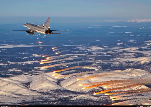 Nga triển khai máy bay ném bom khiến Mỹ kinh sợ