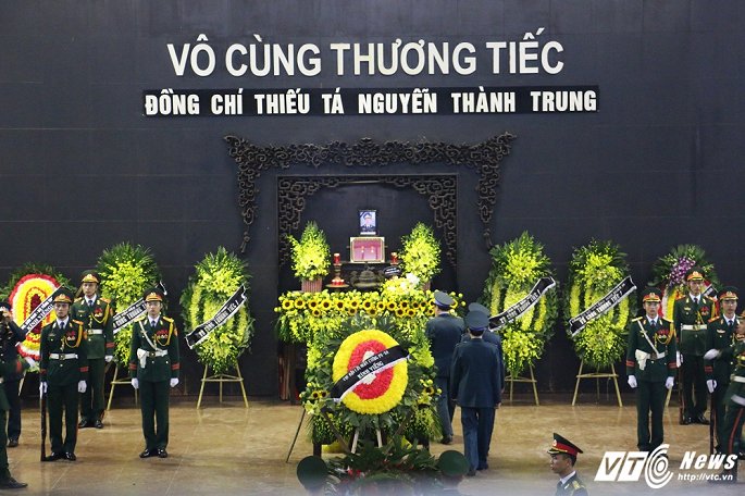 Xúc động tiễn biệt Thiếu tá phi công Nguyễn Thành Trung