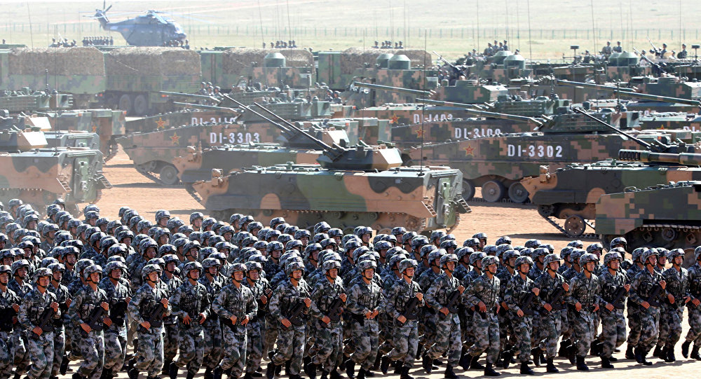 Trung Quốc bất ngờ ồ ạt đưa quân đến biên giới, láng giềng &quot;lạnh gáy&quot;