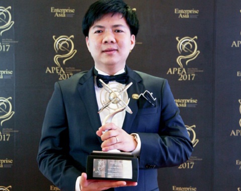 Chủ tịch Egroup Nguyễn Ngọc Thủy nhận Giải thưởng Doanh nhân Châu Á