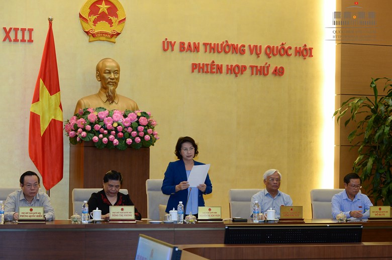 Chủ tịch Quốc hội Nguyễn Thị Kim Ngân phát biểu bế mạc phiên họp thứ 49. Ảnh: quochoi.vn