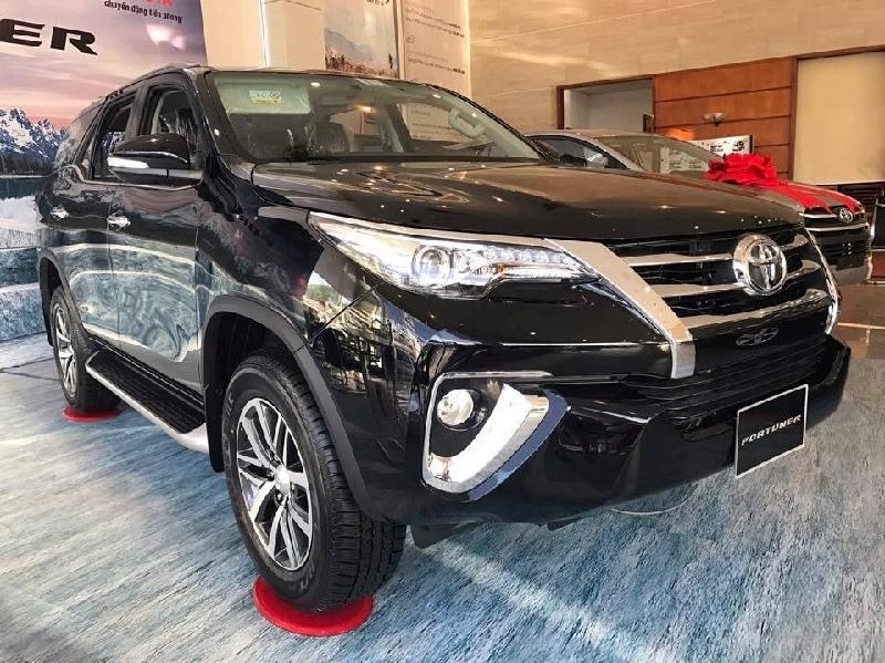 Khan hàng, Toyota Fortuner bán ít nhất từ trước đến nay tại Việt Nam