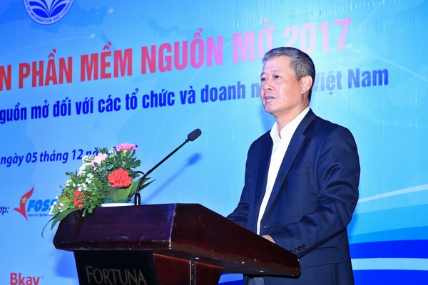 Thứ trưởng Bộ Thông tin và Truyền thông Nguyễn Thành Hưng  phát biểu khai mạc tại Hội thảo.