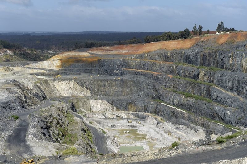Mỏ lithium ở Greenbushes (Úc) được khai thác lần đầu tiên vào năm 1888 và hiện cung cấp khoảng 30% sản lượng lithium toàn cầu.