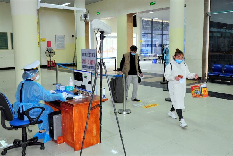 Hơn 2.500 người nhập cảnh đang được cách ly tại TP. Hồ Chí Minh