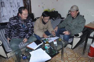 Nhà thơ Hoàng Nhuận Cầm bị bắn tại bàn nhậu