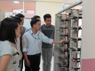 Học viện Bưu chính Viễn thông được phong tặng danh hiệu Anh hùng Lao động