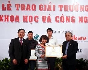 Tôn vinh 21 &quot;cây bút” khoa học công nghệ xuất sắc