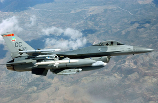 Thử đo sức mạnh chiến đấu cơ F-16 Mỹ