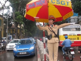 Thêm nhiều ngả đường có nữ cảnh sát xinh đẹp