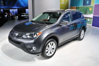 Toyota ra xe thể thao RAV4 2013 nhiều thay đổi