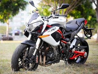  Cận cảnh siêu phẩm Benelli mới tại Việt Nam