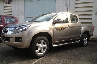 Xe bán tải Isuzu mới đã về Việt Nam