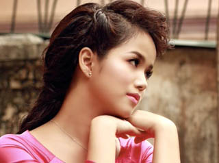 Hà Thu Hiền: Cô giáo hát hay như ca sỹ