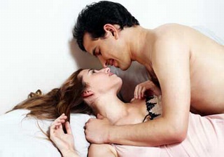 Nên &quot;yêu&quot; đều đặn hay &quot;yêu&quot; theo cảm hứng?