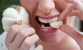 Những người không nên ăn tỏi