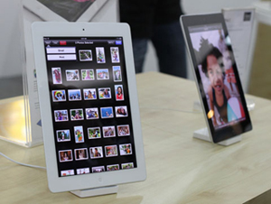 Chờ &quot;bom&quot; hay nhặt ngay một tablet đang giảm giá?