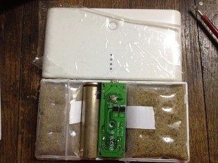 Sốc: Pin dự phòng smartphone làm từ cát