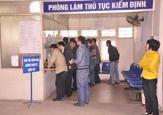 Không phải rút hồ sơ gốc khi đăng kiểm xe ô tô