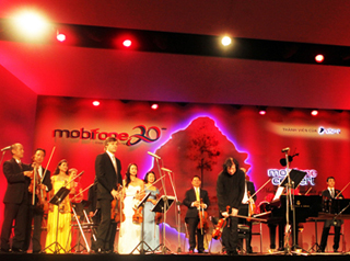 MobiFone Concert 2013: Lộng lẫy và sang trọng