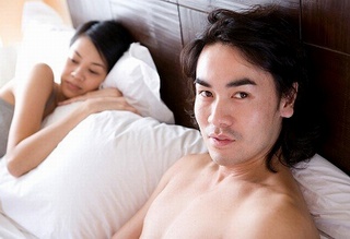 Chữa thẹn khi con bắt gặp màn “yêu” của bố mẹ