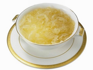 Dùng nhiều yến sào dễ rối loạn tiêu hóa