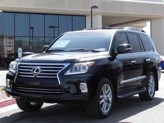 Toyota sắp đưa Lexus vào thị trường Việt